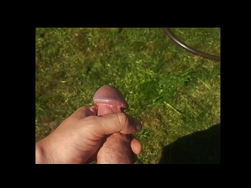 ❤️ Vruća zgodnica jebe svoju ružičastu macu i svršava špricom u ljetnom vrtu ❤ Ključe na hr.watchhentai.ru